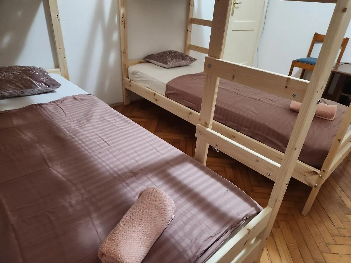Hostel Queen Centar Split 0*,